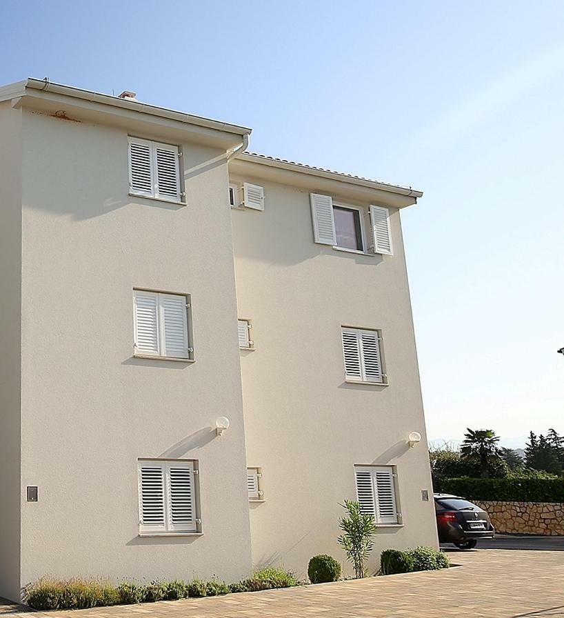 Apartment Porpo Malinska Exterior foto